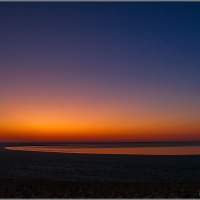 Рассвет на озере Баскундык