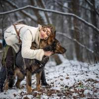  Фотосессия эльфа с собакой