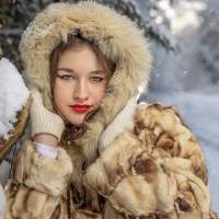 Русская красавица - в зимнем лесу фотосессия Калининград
