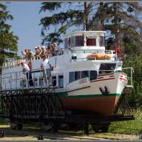 Эльблонгский канал - туристический пароход на трале