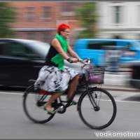 Копенгаген, Copenhagen. Цветастая велосипедистка