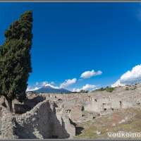 Развалины на фоне Везувия. Италия Неаполь Помпеи мотопутешествие Italy Napoli Pompei