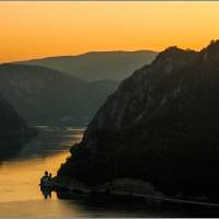 Сербия - ночной берег Дуная 3