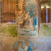 Троицкая церковь в Лугах - фрески на стенах