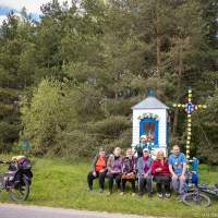 Посиделки с бабулями в Еденцы велопоход Беларусь